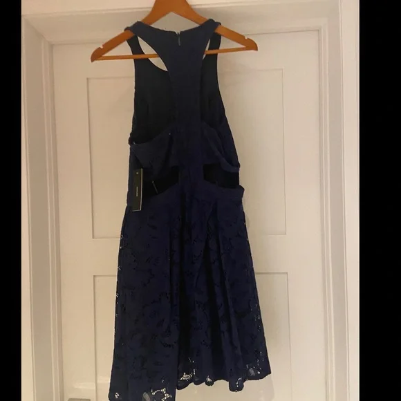 Dress - Picture 2 of 2